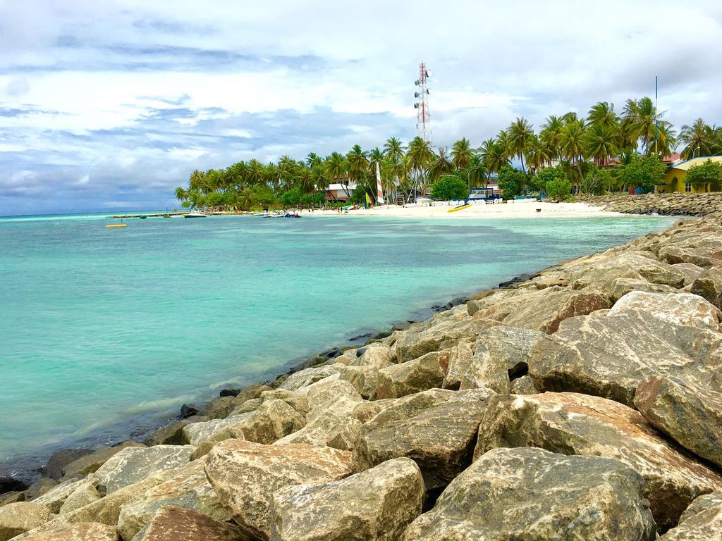 Siesta Beach Hotel Maafushi Exterior foto