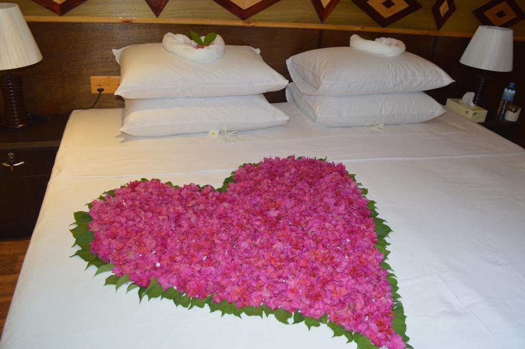 Siesta Beach Hotel Maafushi Exterior foto