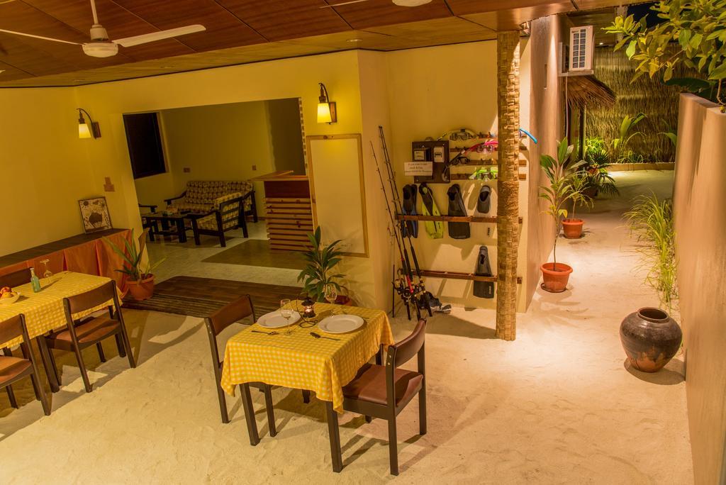 Siesta Beach Hotel Maafushi Exterior foto